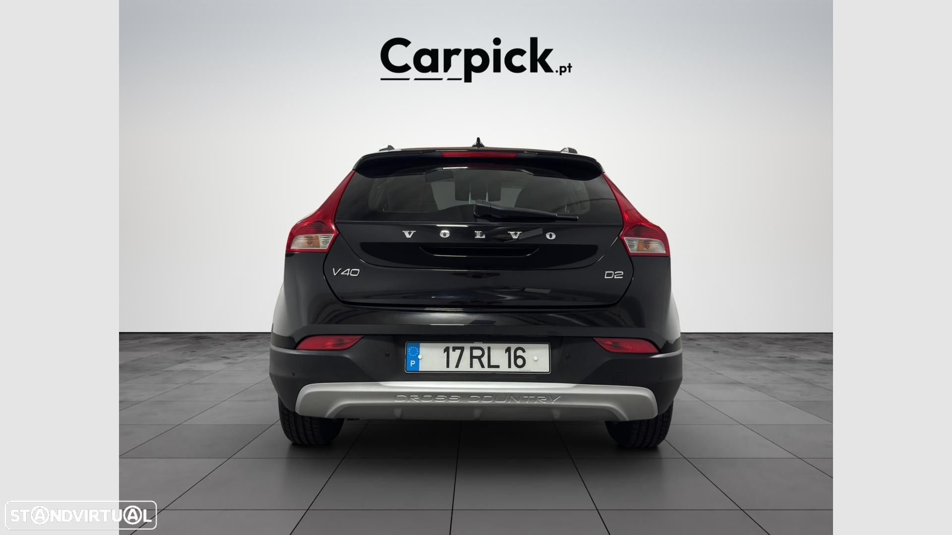 Volvo V40 Cross Country 2.0 D2 Momentum - 4