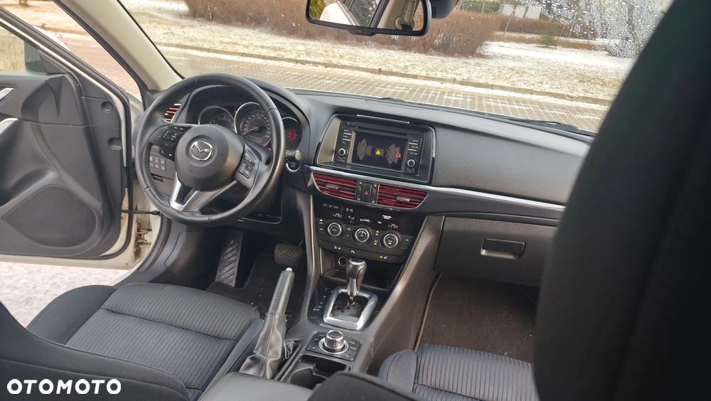 Mazda 6 2.0 Exclusive + - 31