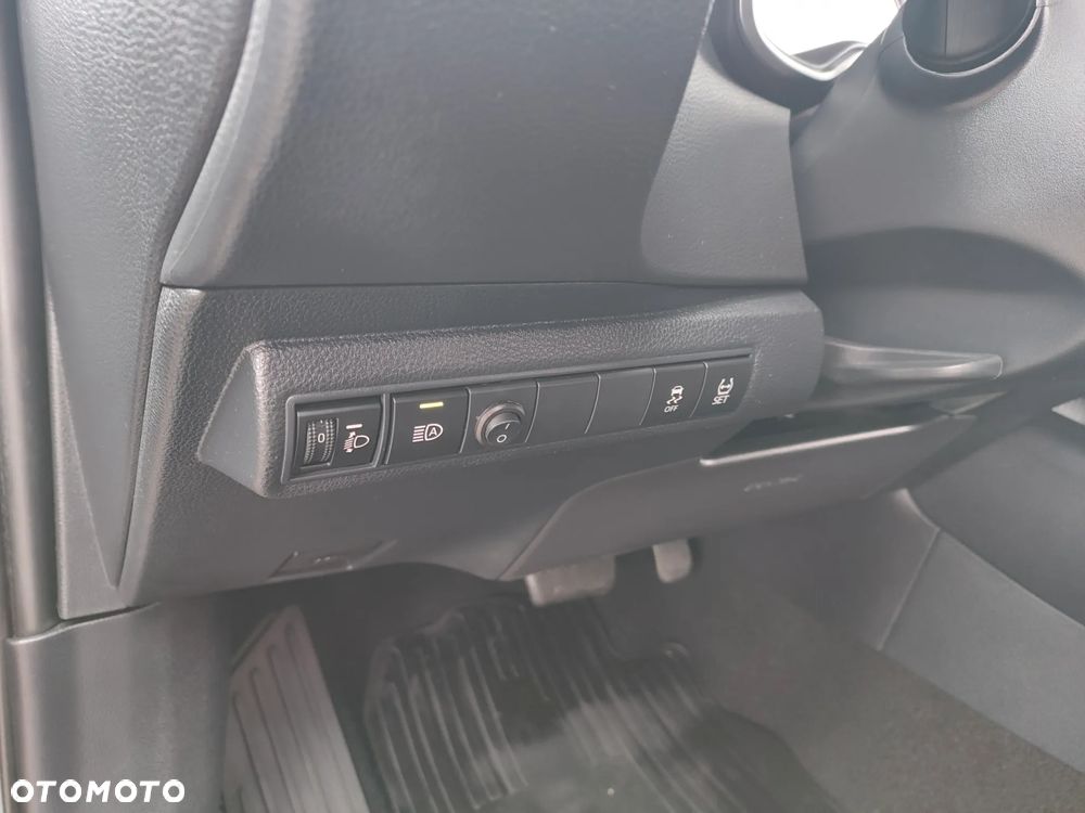Toyota Corolla 1.8 Hybrid Comfort - 24