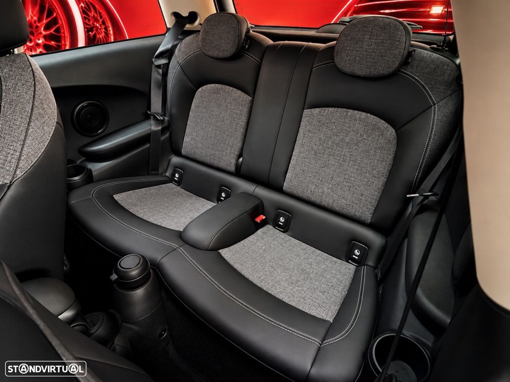 MINI 3 Portas Cooper Camden Edition Auto - 12