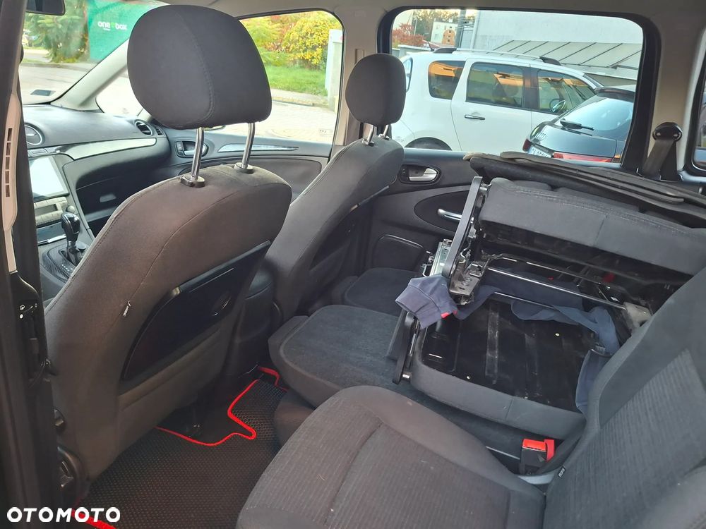 Ford Galaxy 2.0 T Platinium X (Titanium) - 33