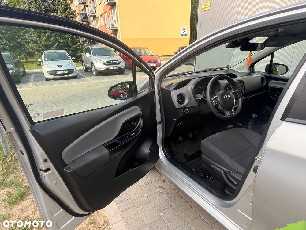 Toyota Yaris 1.5 Active - 8