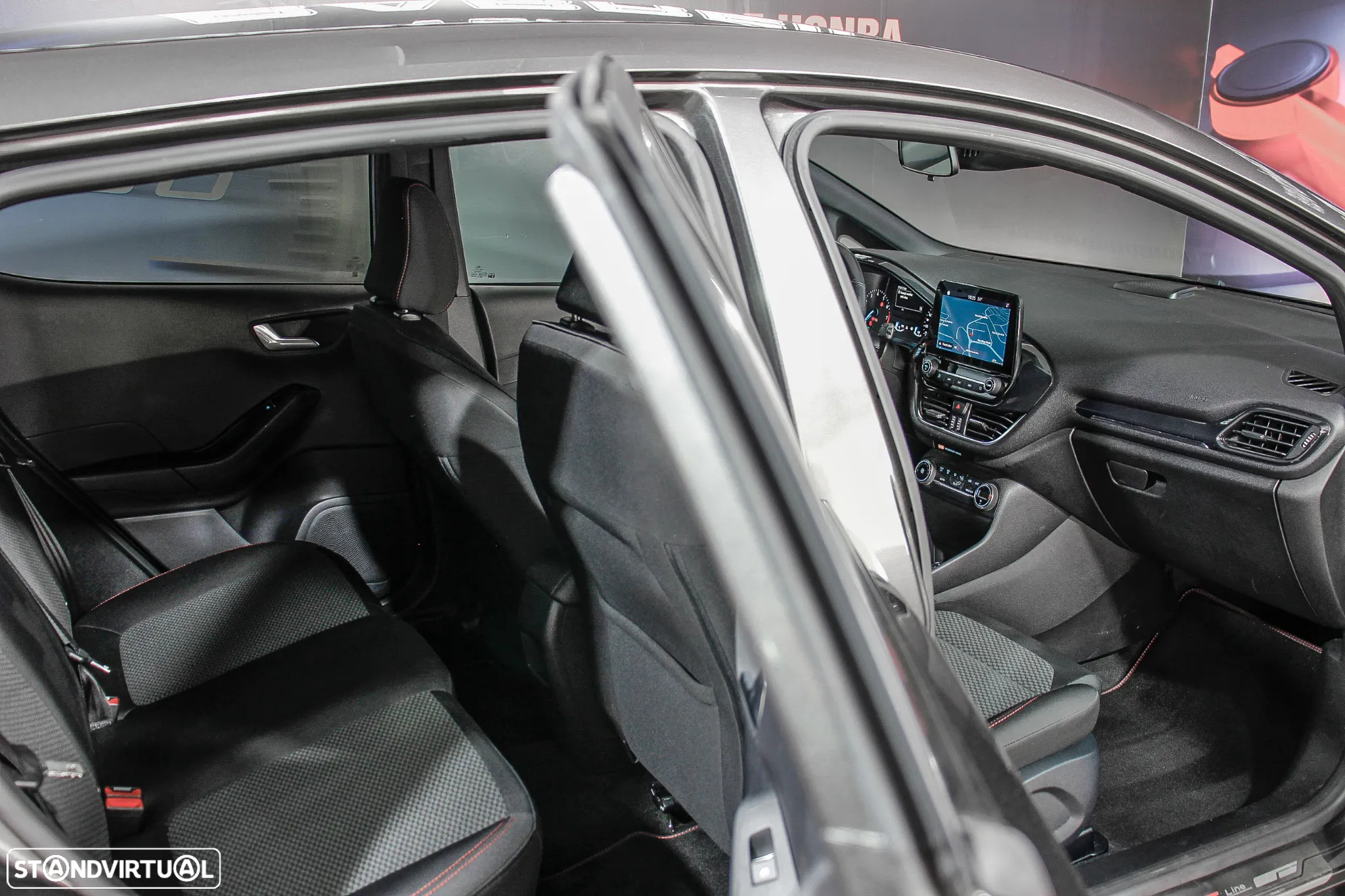 Ford Fiesta 1.0 EcoBoost ST-Line - 14