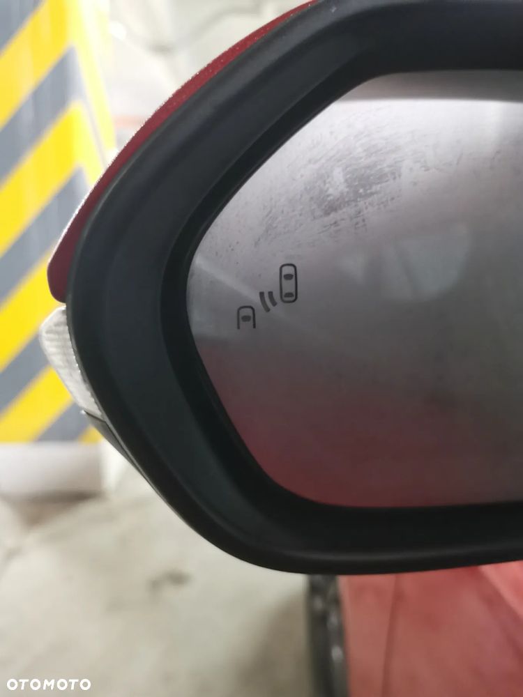 Toyota Corolla 1.8 Hybrid Executive - 11