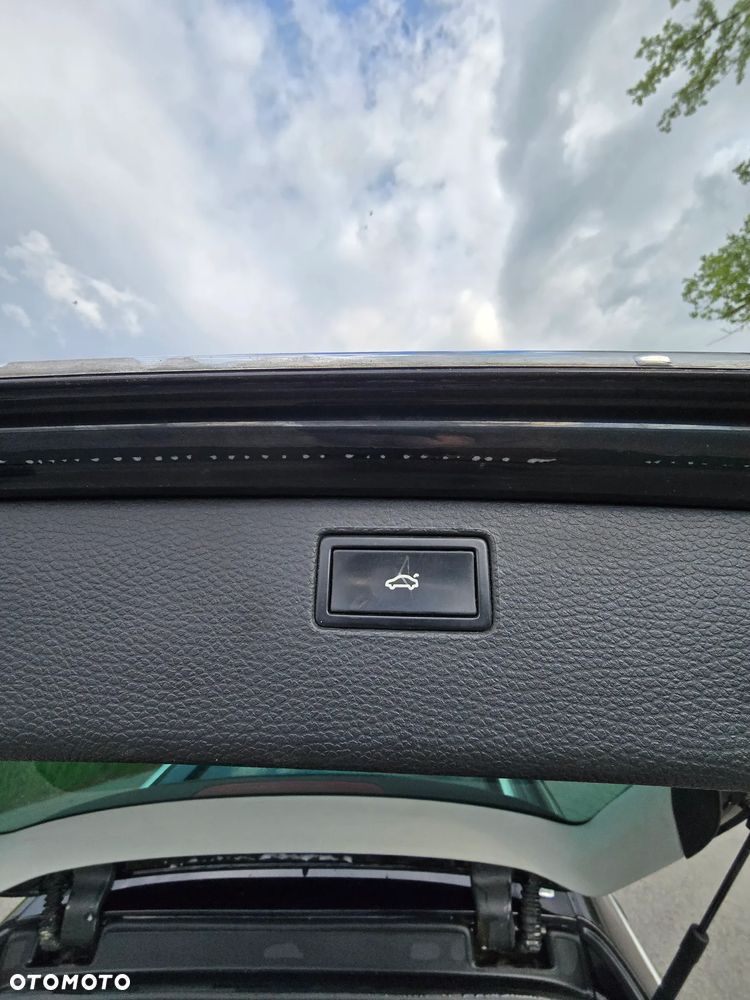 Volkswagen Passat 2.0 TDI DPF 4Motion Highline - 20