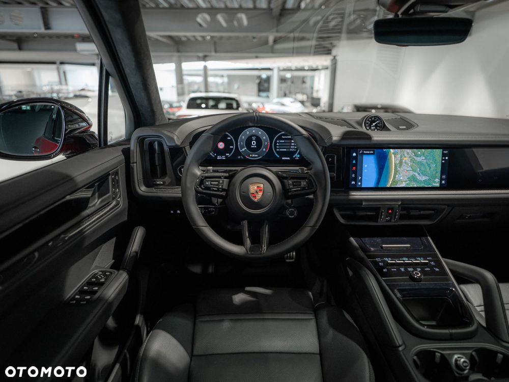 Porsche Cayenne GTS - 28