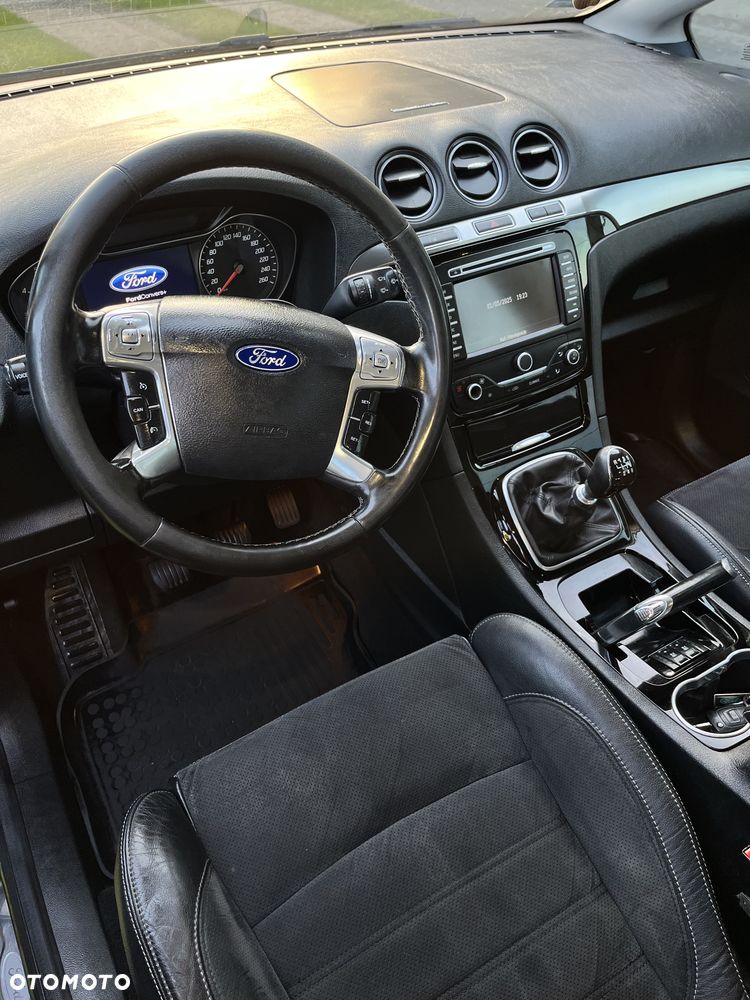 Ford S-Max 2.0 TDCi DPF Titanium - 10