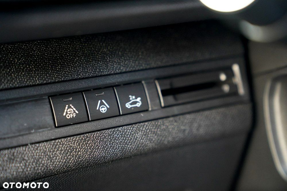Peugeot 5008 - 19