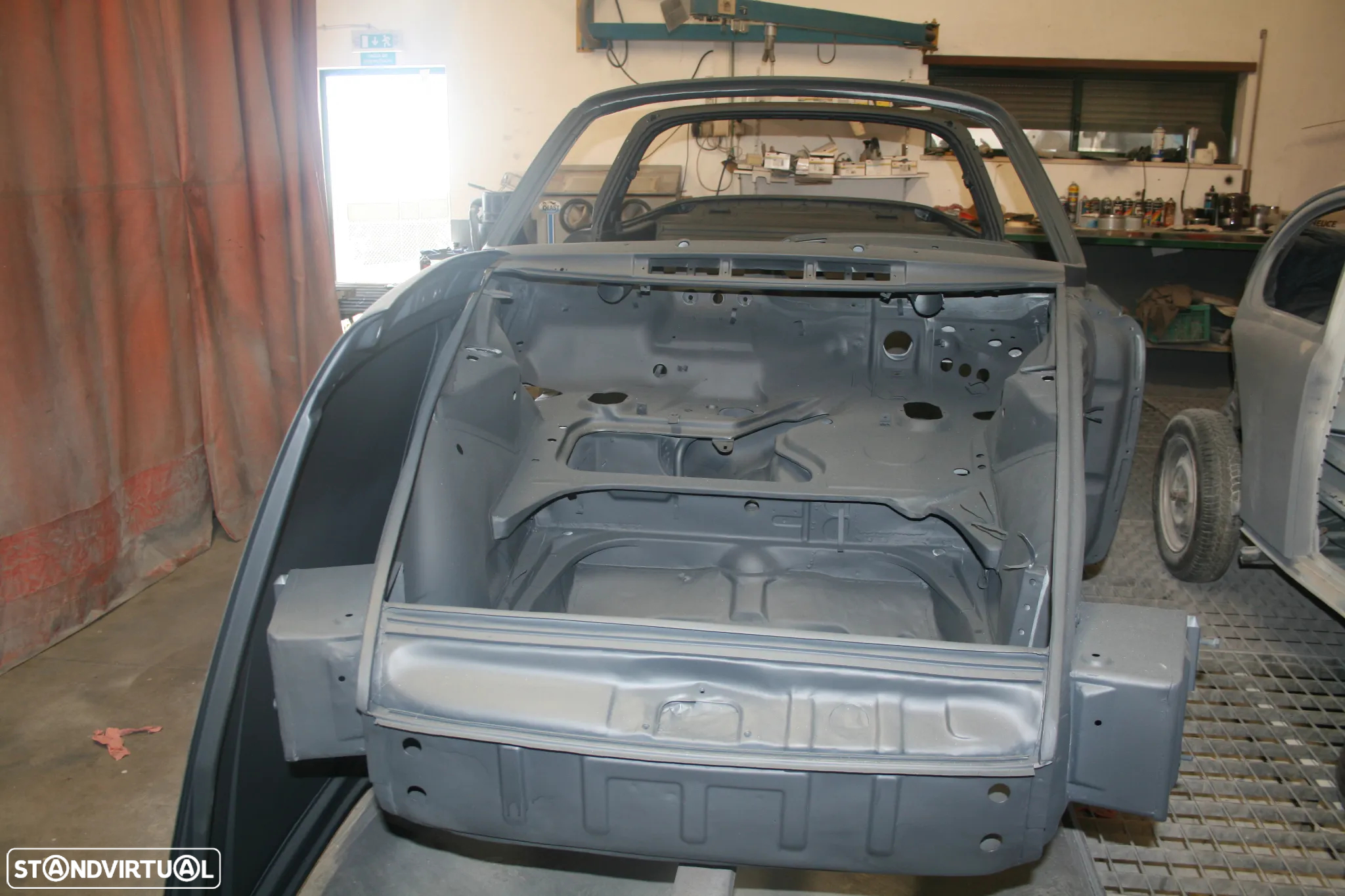 Porsche 911 Série F - 45