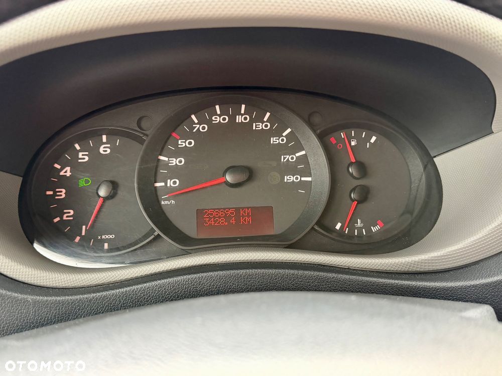 Renault Master - 31