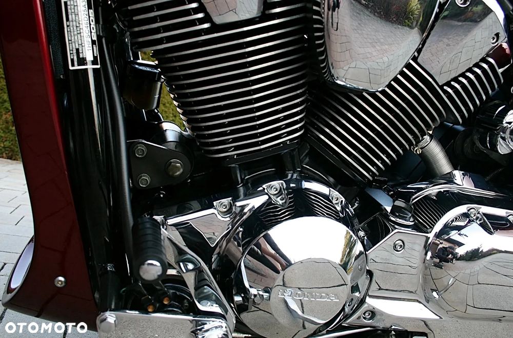Honda VTX - 16