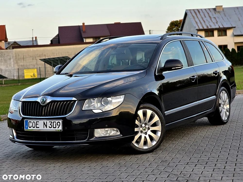 Skoda Superb Combi 2.0 TDI DSG Exclusive - 1