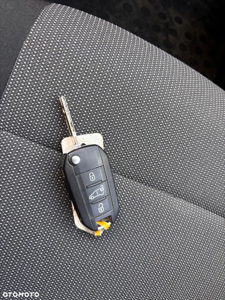 Citroën BERLINGO - 23