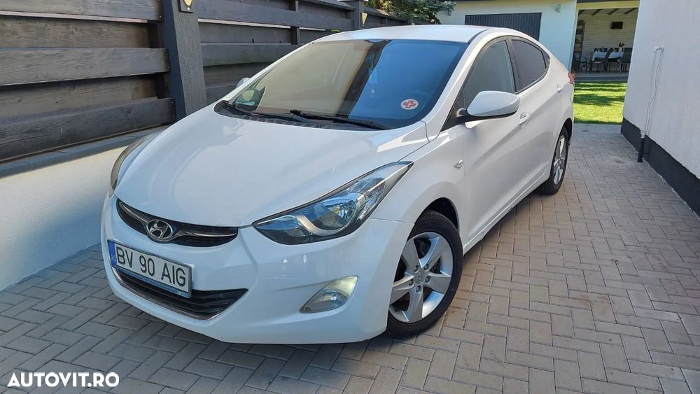 Hyundai Elantra 1.6 MPi Comfort - 1