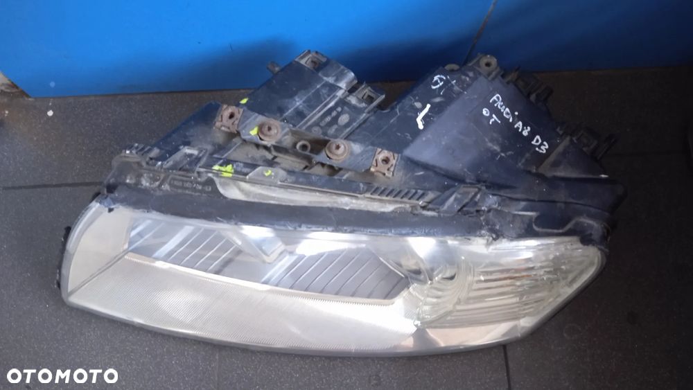 Lampa lewy przód Audi A8 D3 Xenon - 3
