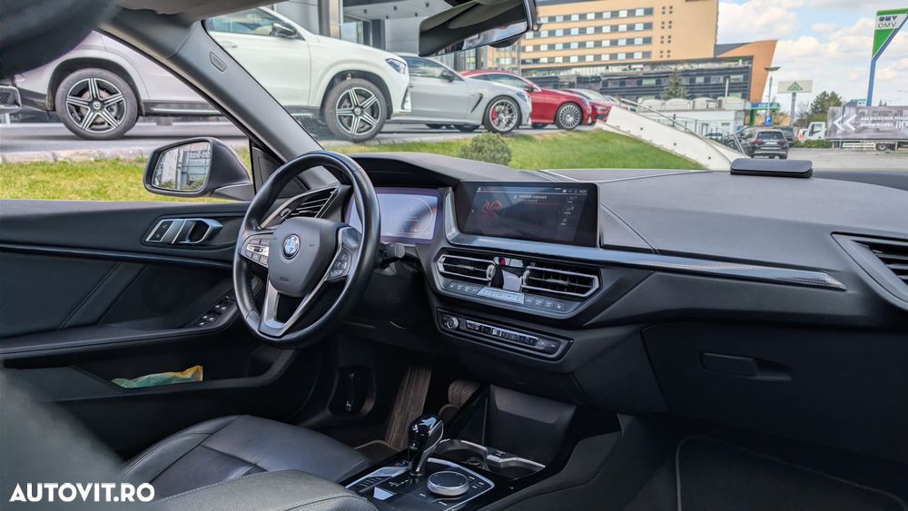 BMW Seria 2 218d Aut. - 30