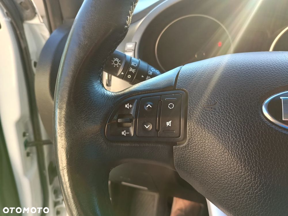 Kia Sportage 1.7 CRDI 2WD Attract - 34