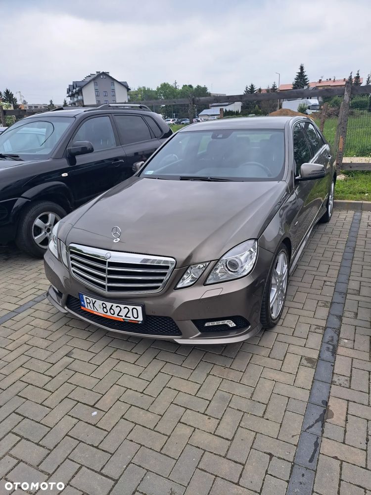 Mercedes-Benz Klasa E 220 CDI BlueEff Avantgarde - 5