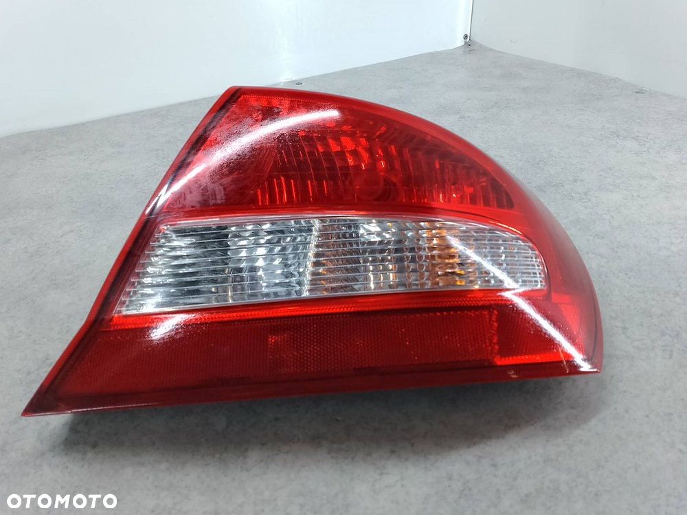 LAMPA TYLNA PRAWA CHRYSLER SEBRING II 2XL939450 NFL COUPE - 4
