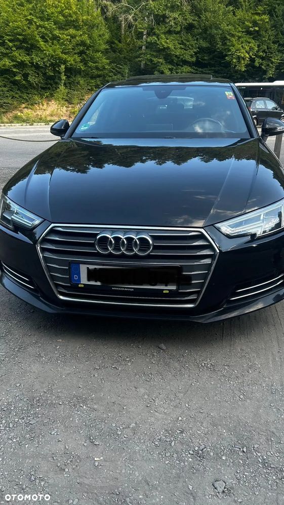 Audi A4 - 4