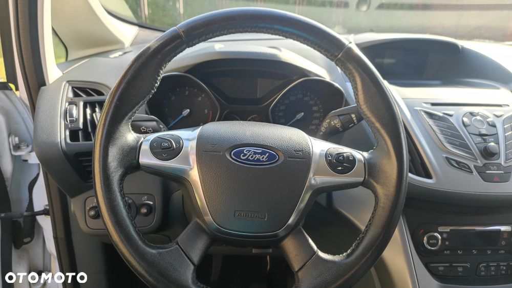 Ford Grand C-MAX - 30