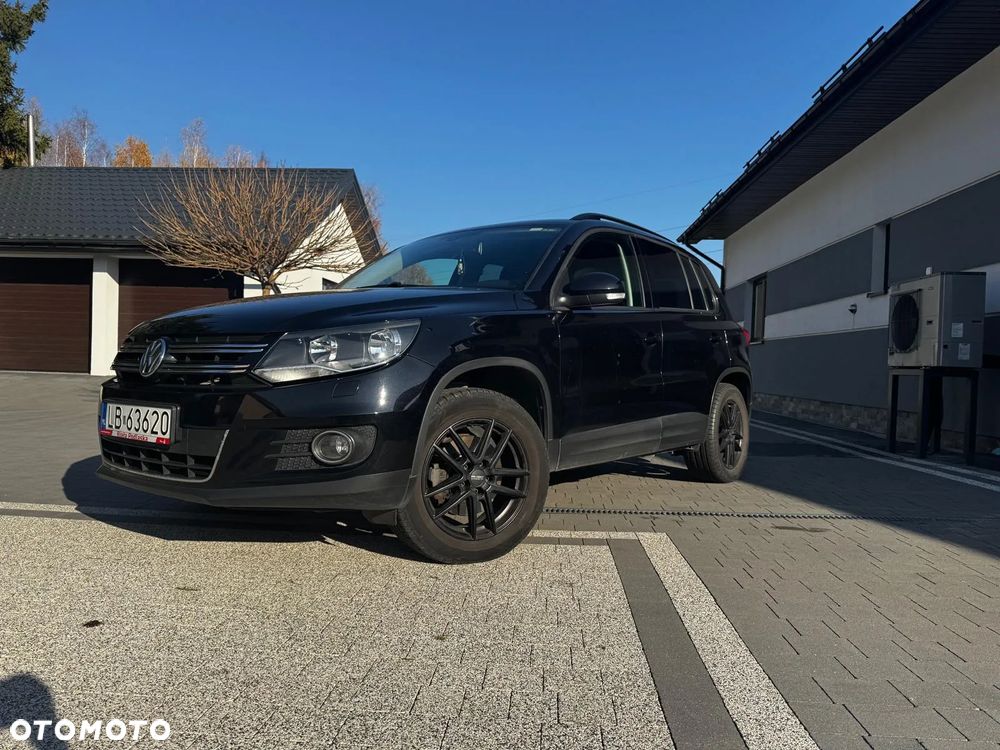 Volkswagen Tiguan - 1