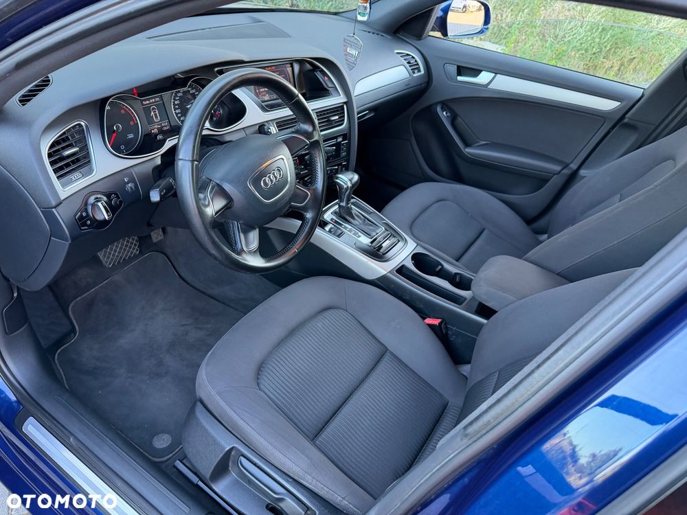 Audi A4 Avant 2.0 TDI DPF multitronic Ambiente - 18