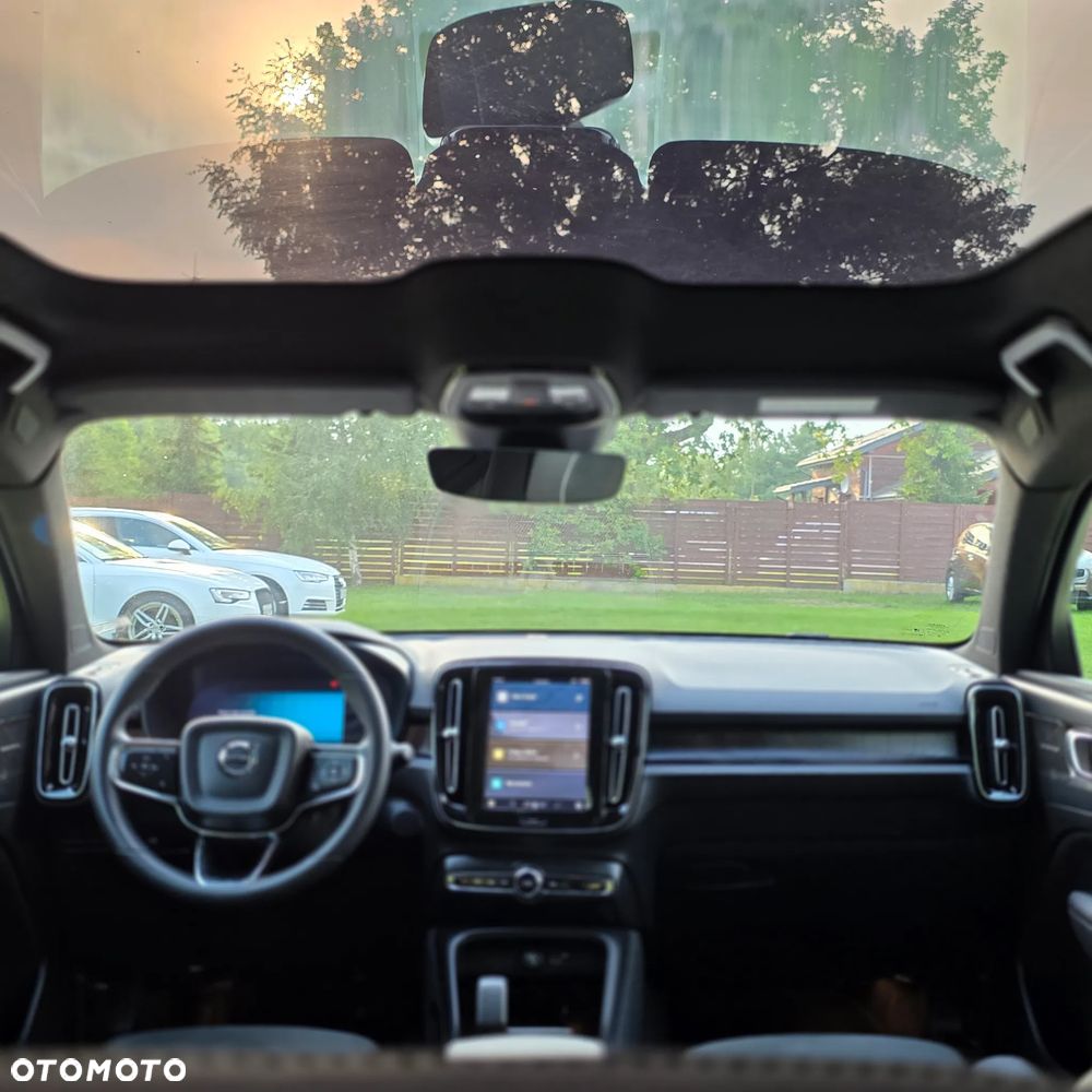 Volvo C40 Recharge 82 kWh Twin Motor Plus - 23