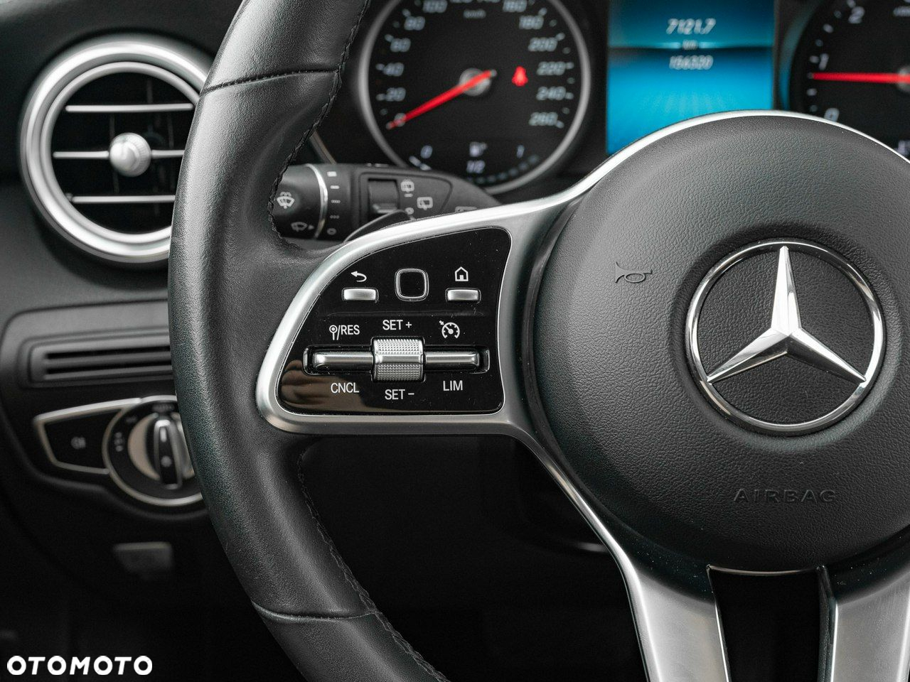 Mercedes-Benz GLC 200 d 4-Matic - 16