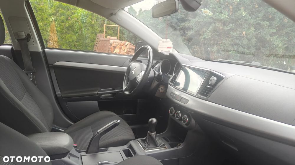 Mitsubishi Lancer 1.8 Inform LPG - 9