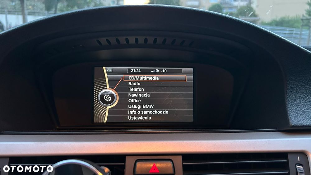 BMW Seria 3 320d Efficient Dynamics - 32