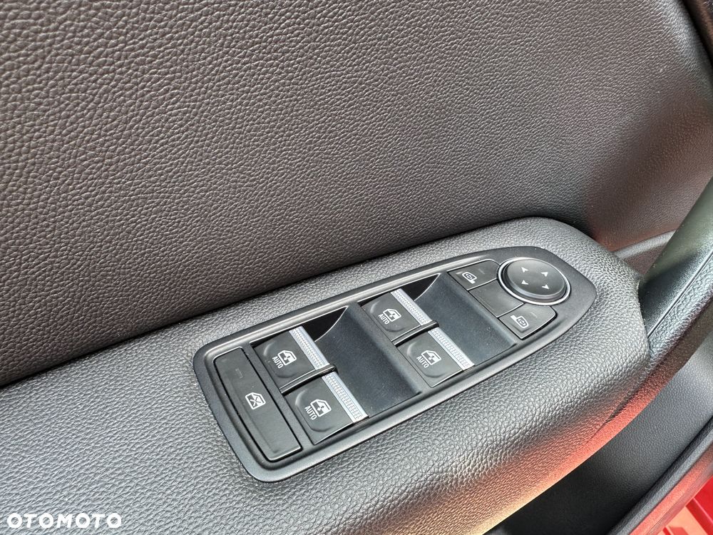 Renault Captur 1.3 TCe mHEV Intens - 18