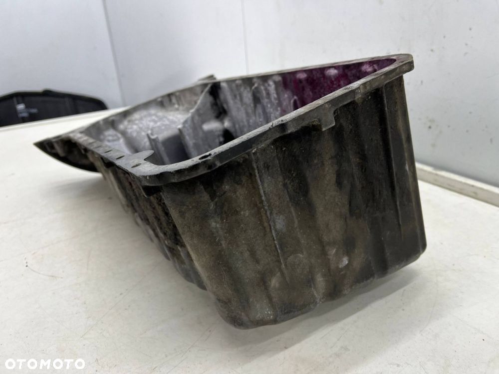Miska olejowa Mercedes Sprinter w903 w901 w902 w904 w905 2.2 CDI misa silnika 6110140902 - 3