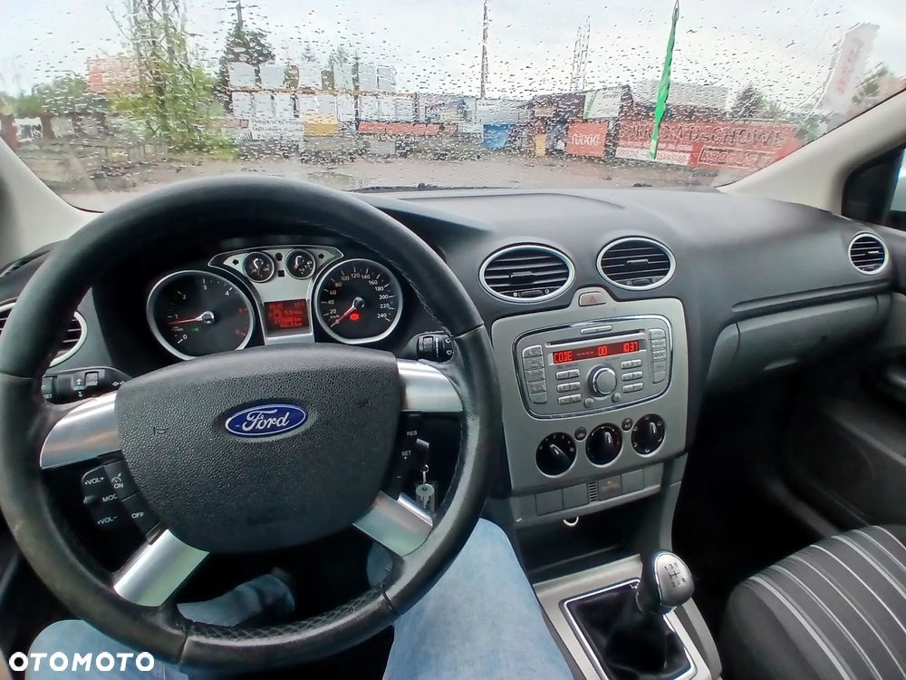 Ford Focus 1.6 TDCi Style - 18