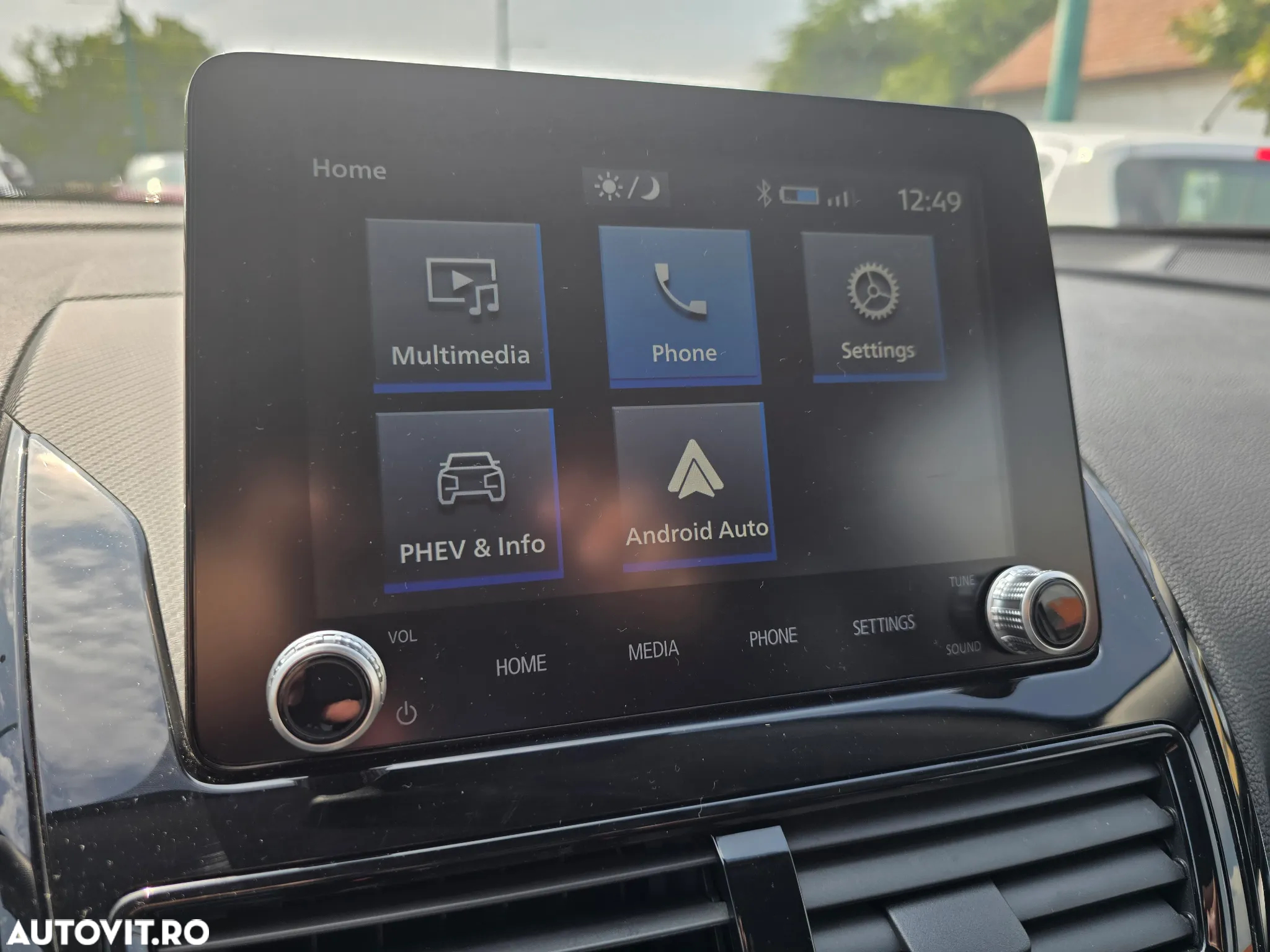 Mitsubishi Eclipse-Cross Plug-In Hybrid 4WD Basis - 24