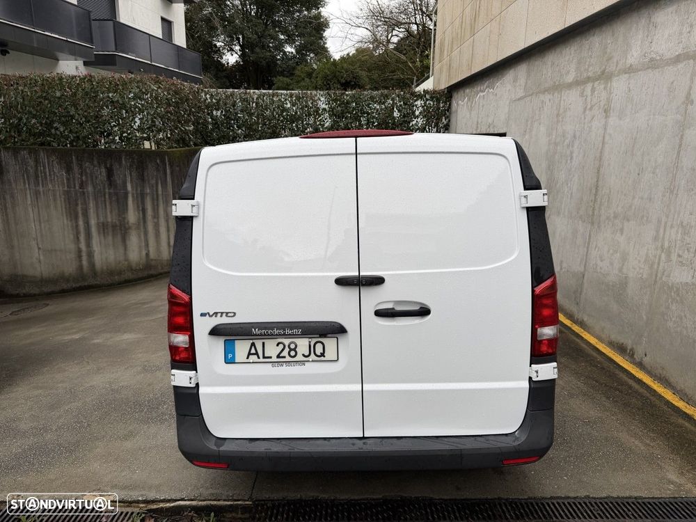 Mercedes-Benz eVito 111 - 8