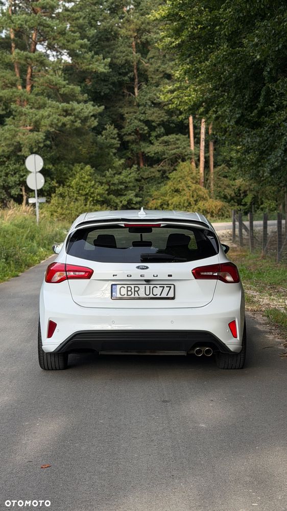 Ford Focus 1.0 EcoBoost ST-Line - 6