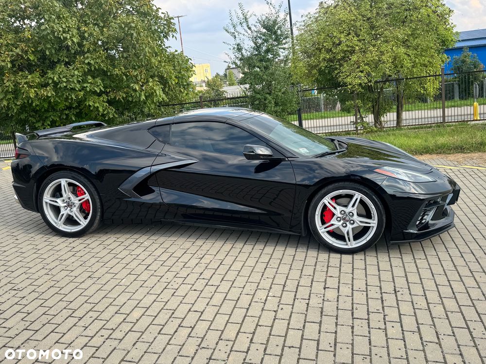 Chevrolet Corvette - 9