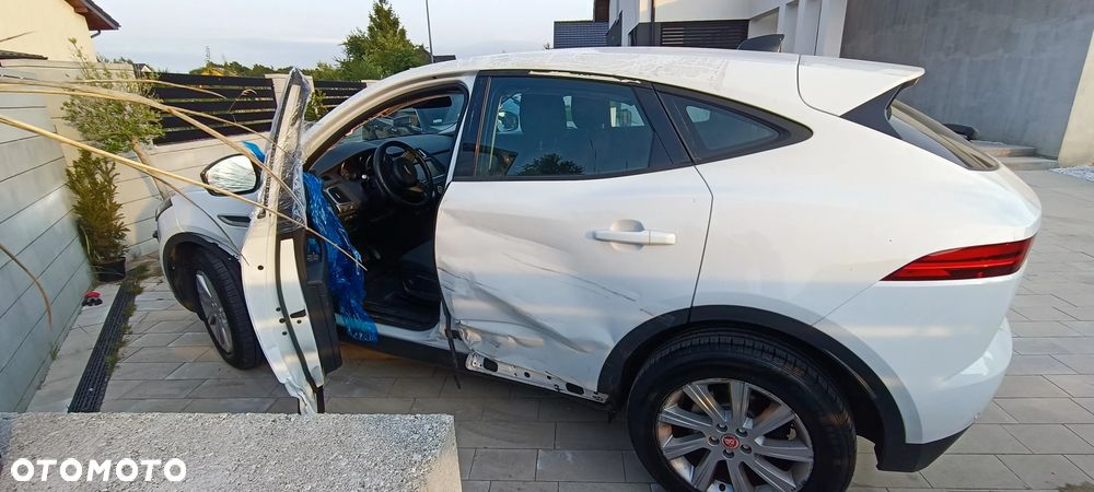 Jaguar E-Pace D150 S - 17