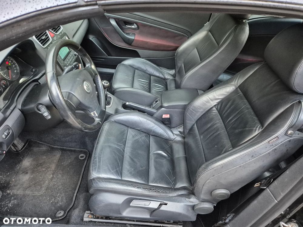 Volkswagen Eos - 11