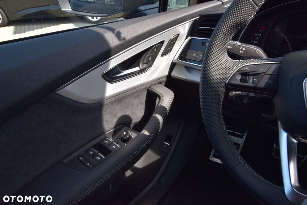Audi Q7 - 11