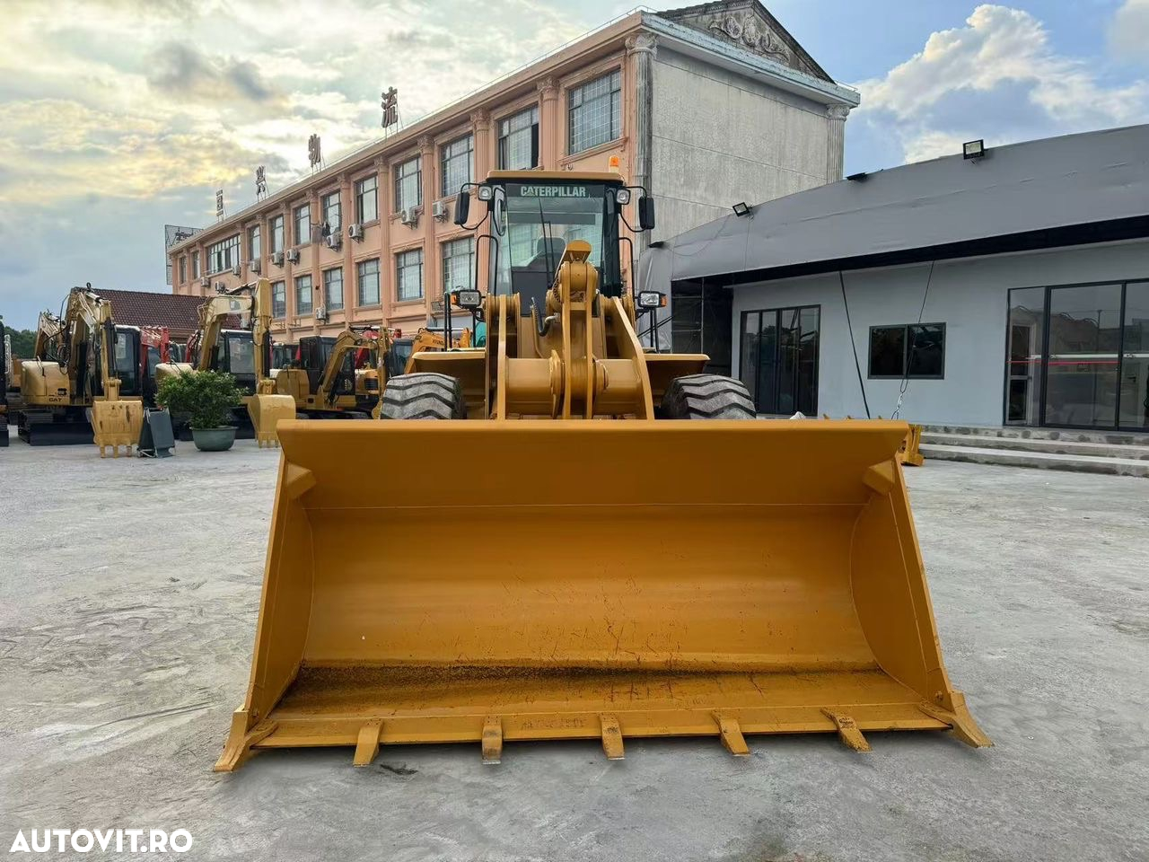 Caterpillar Incarcator Komatsu/CAT/SOLG - 5