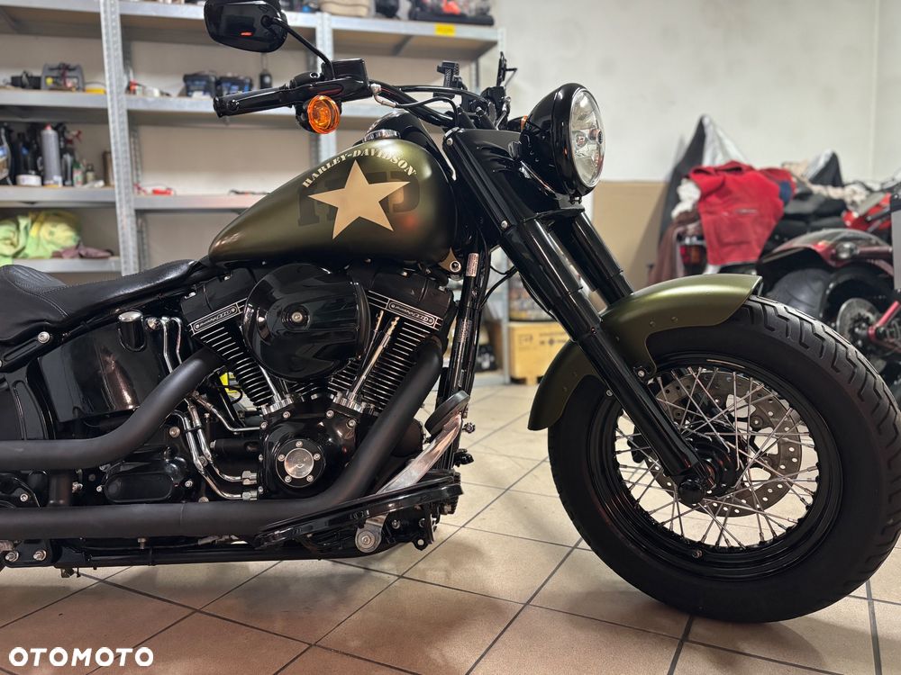 Harley-Davidson Softail Slim - 18