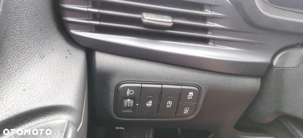 Hyundai i20 1.2 Comfort - 13