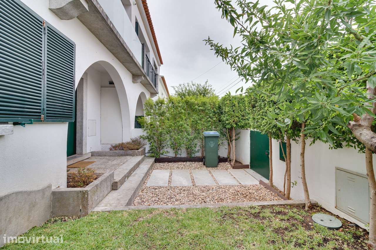 Moradia Geminada T3+1 para Arrendamento com Jardim, Terraço e Ar Condi - Grande imagem: 5/53