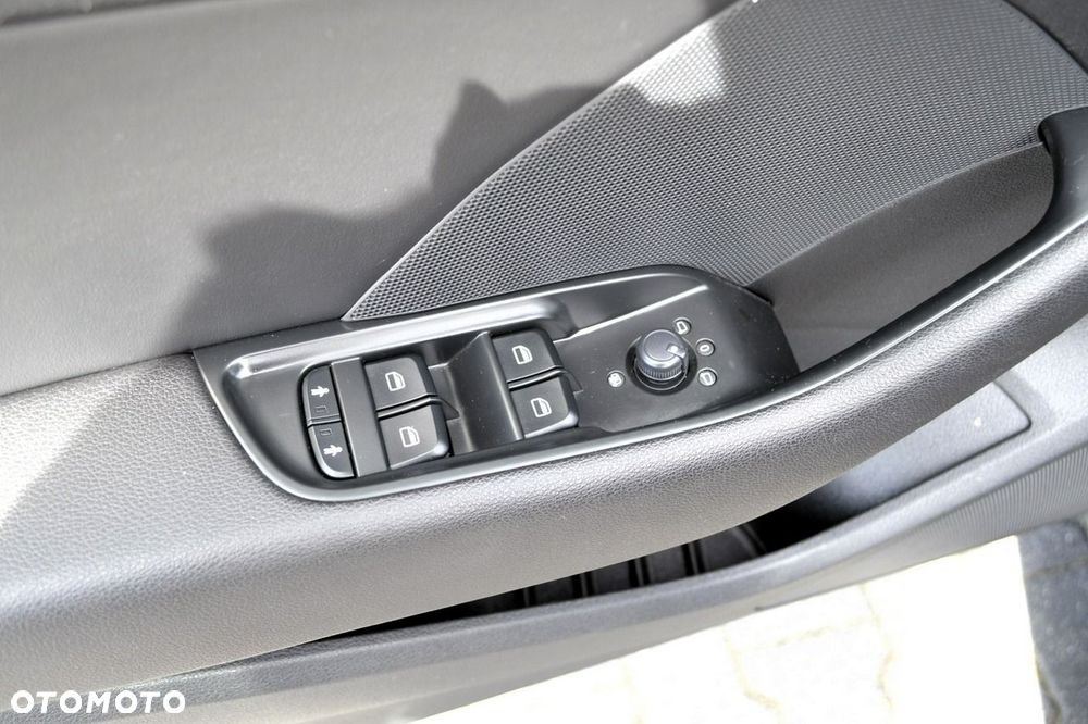 Audi A3 Sportback 1.6 TDI (clean diesel) Attraction - 32