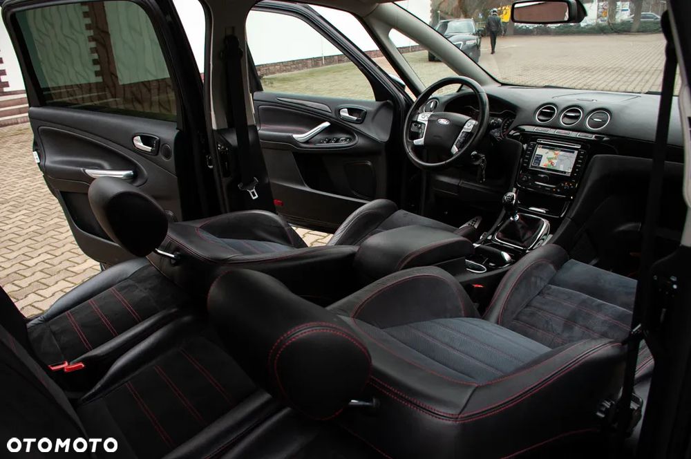 Ford S-Max - 19