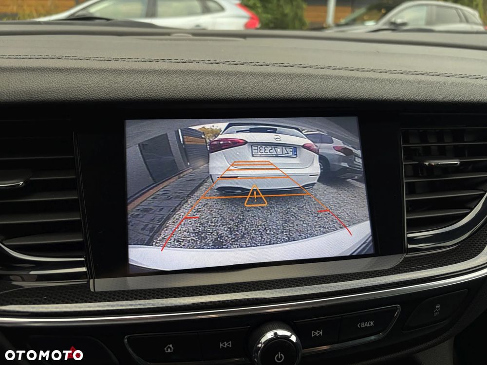Opel Insignia - 28