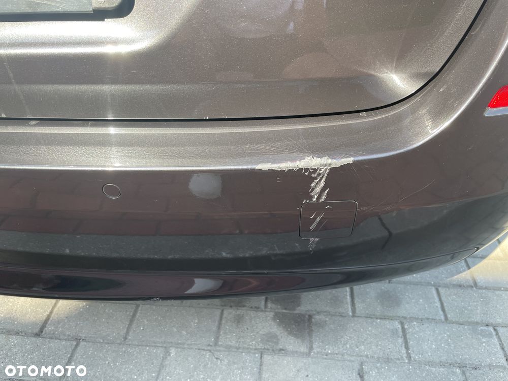 BMW Seria 5 528i xDrive - 8
