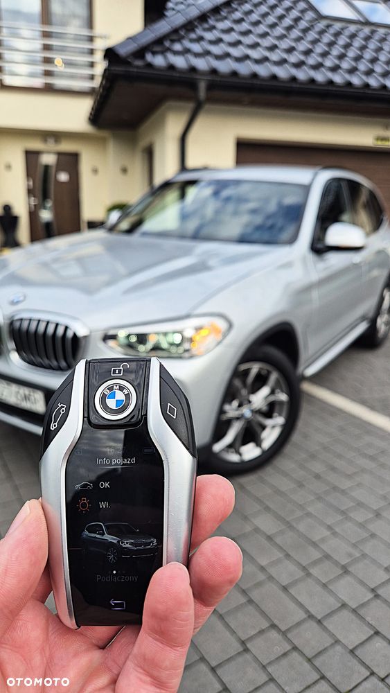 BMW X3 xDrive20d xLine - 24